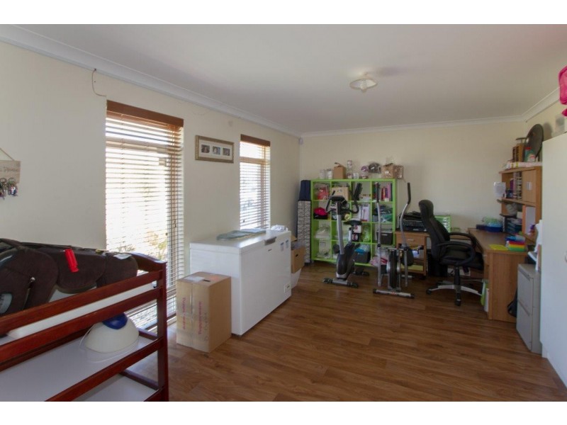 108 Moloney Street, Utakarra WA 6530
