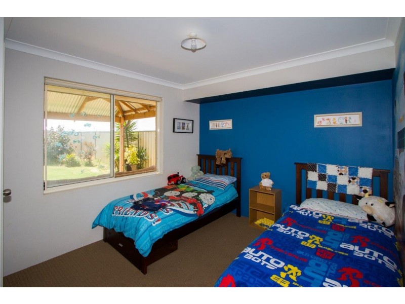 108 Moloney Street, Utakarra WA 6530