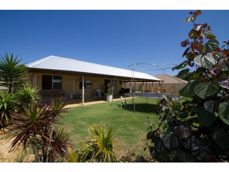 108 Moloney Street, Utakarra WA 6530