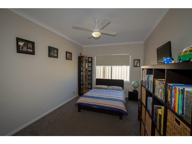 16 Jackson Loop, Wandina WA 6530