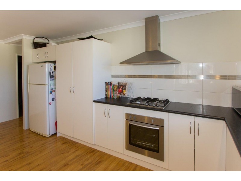 527 Chapman Road, Sunset Beach WA 6530