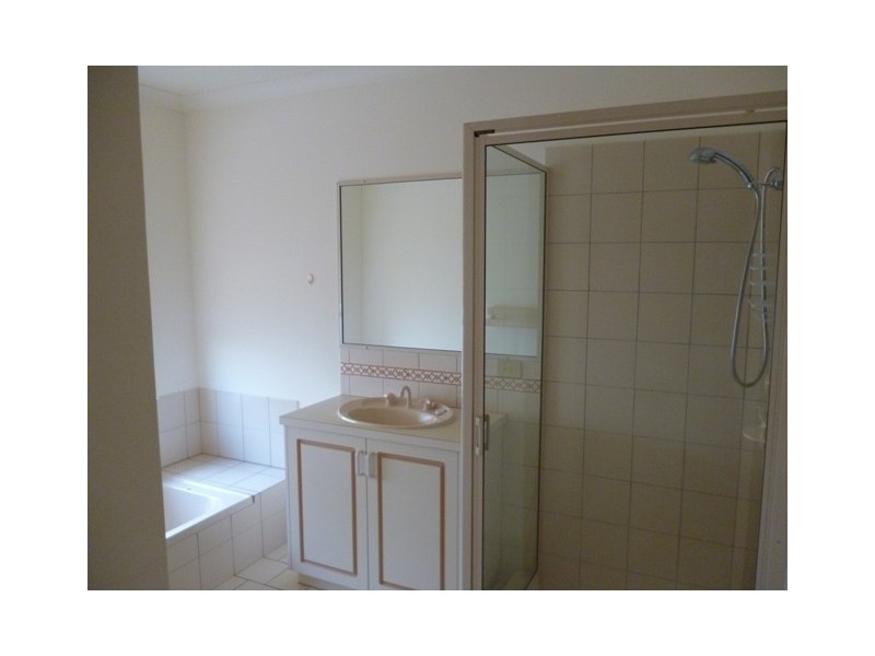 62 Kultown Drive, Waggrakine WA 6530