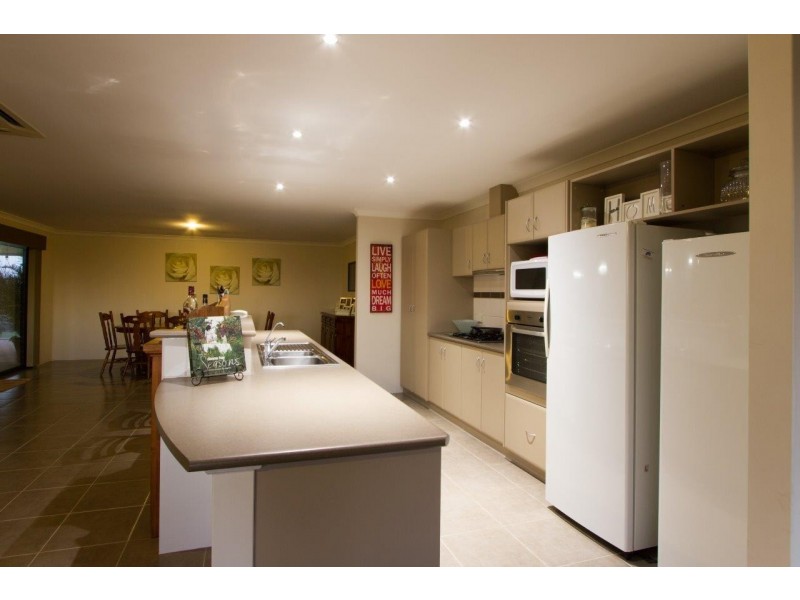 10 Foley Court, Mount Tarcoola WA 6530