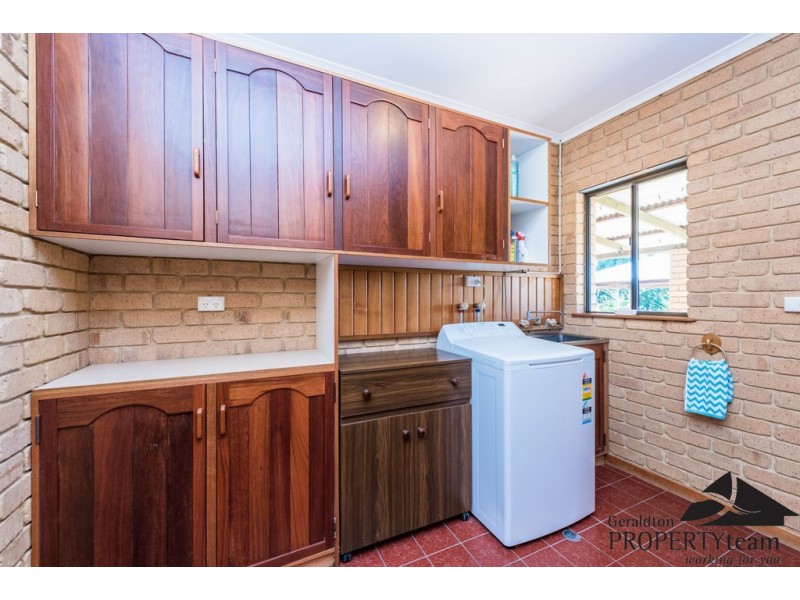 19 Adelaide Street, Waggrakine WA 6530