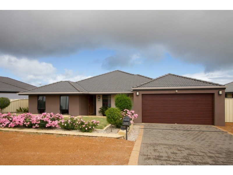 65 Sutcliffe Road, Waggrakine WA 6530