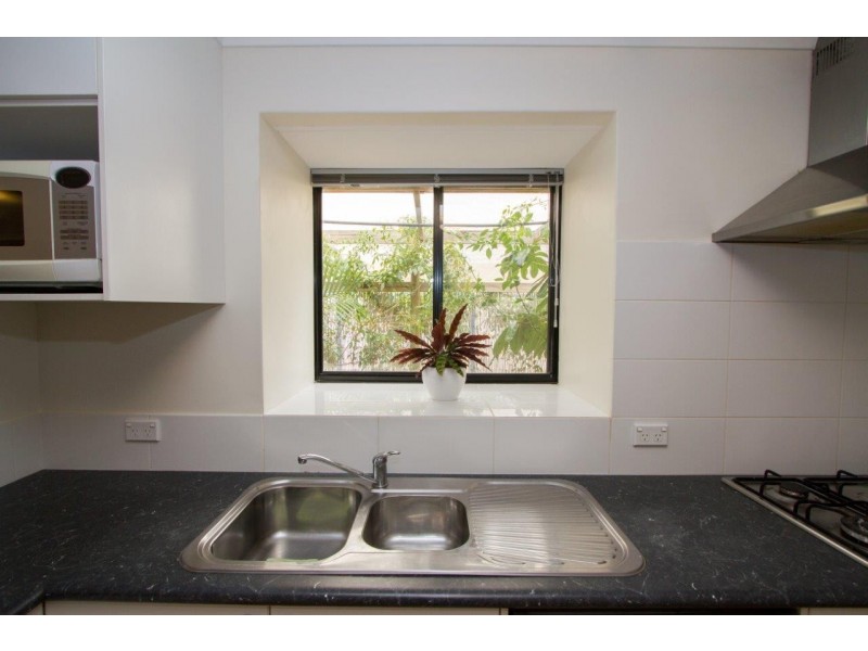 65 Sutcliffe Road, Waggrakine WA 6530