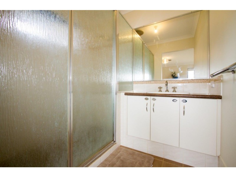 65 Sutcliffe Road, Waggrakine WA 6530