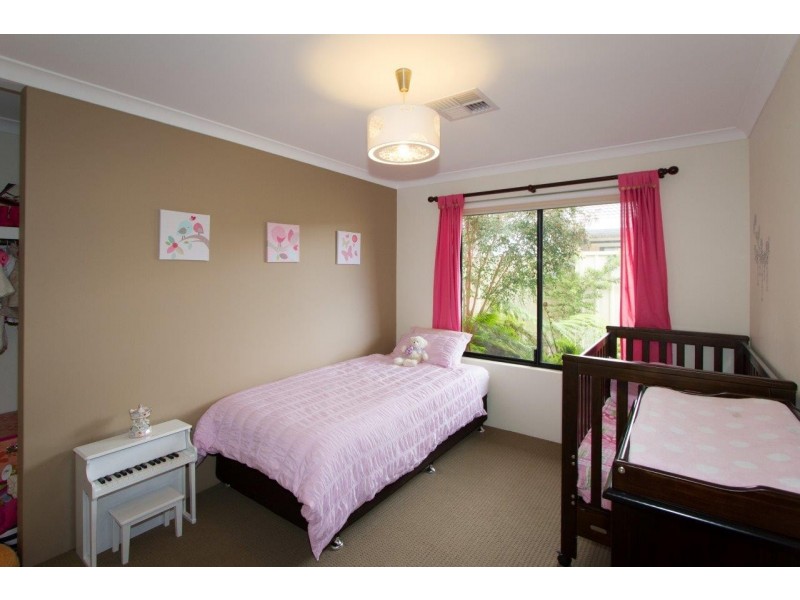 65 Sutcliffe Road, Waggrakine WA 6530