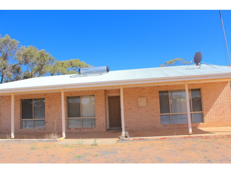 7068 Chapman Valley Road, South Yuna WA 6532