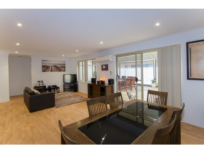 9 Colonen Street, Wandina WA 6530