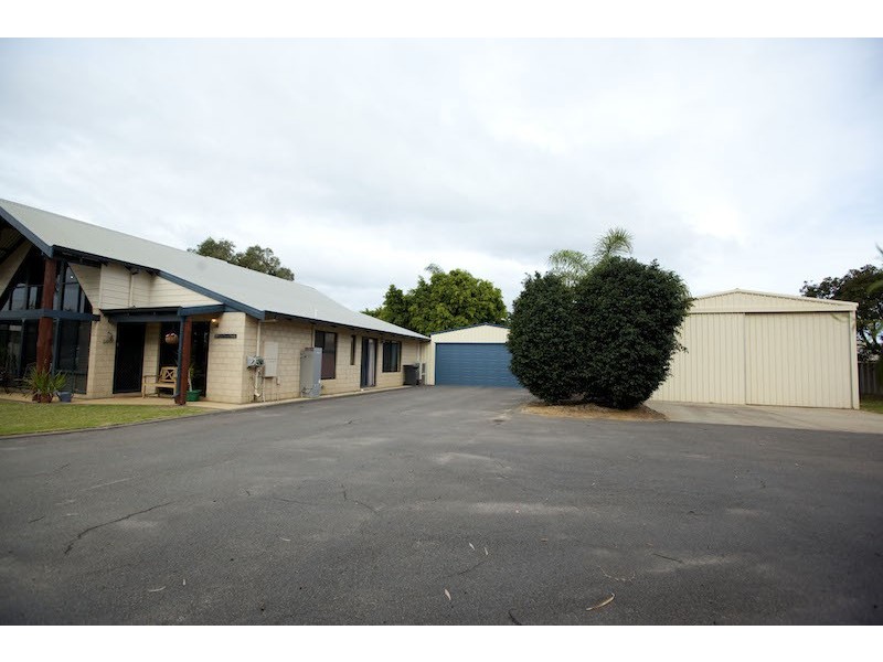 17 Foxglove Place, Strathalbyn WA 6530