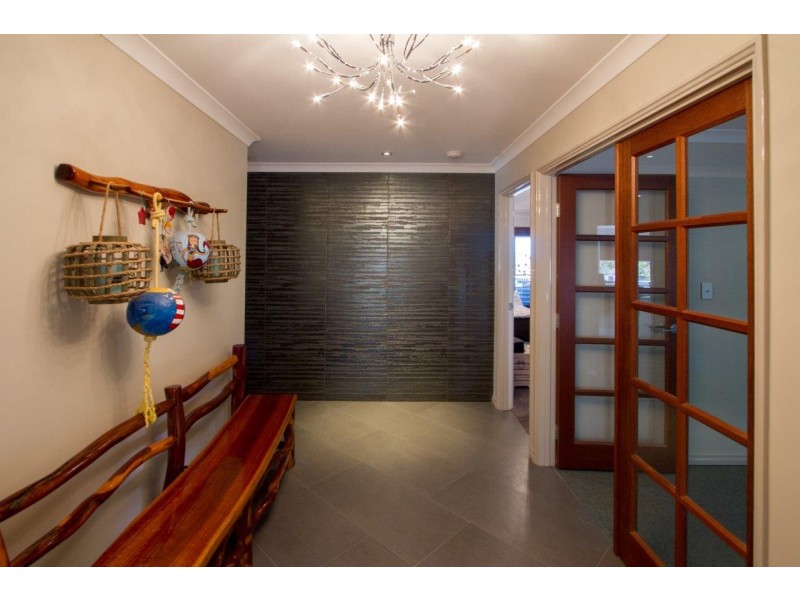 48 Coffee Pot Drive, Waggrakine WA 6530