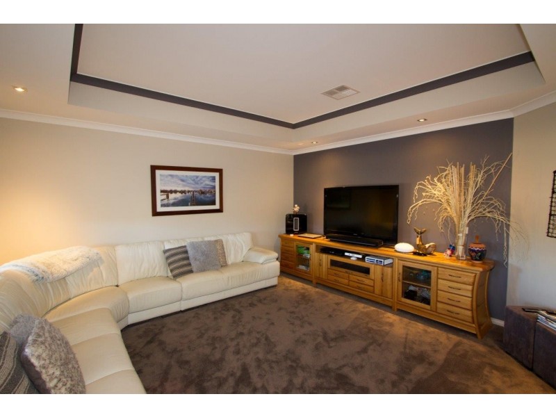 48 Coffee Pot Drive, Waggrakine WA 6530