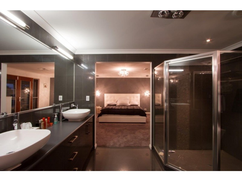 48 Coffee Pot Drive, Waggrakine WA 6530