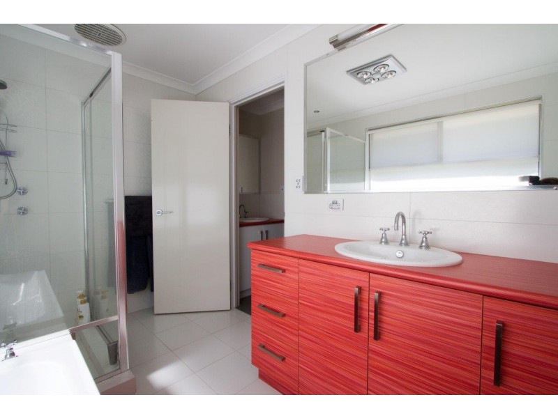 48 Coffee Pot Drive, Waggrakine WA 6530