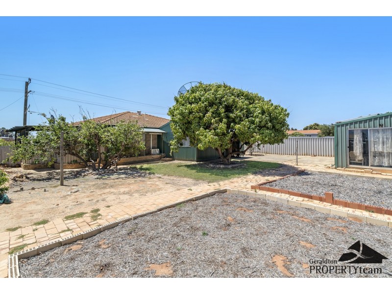 196 Chapman Valley Road, Waggrakine WA 6530