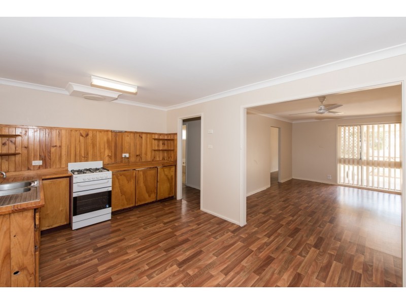 93 Riflerange Rd, Rangeway WA 6530