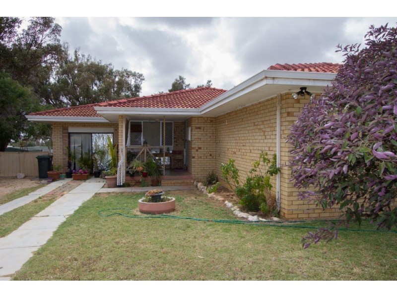 93 Riflerange Rd, Rangeway WA 6530