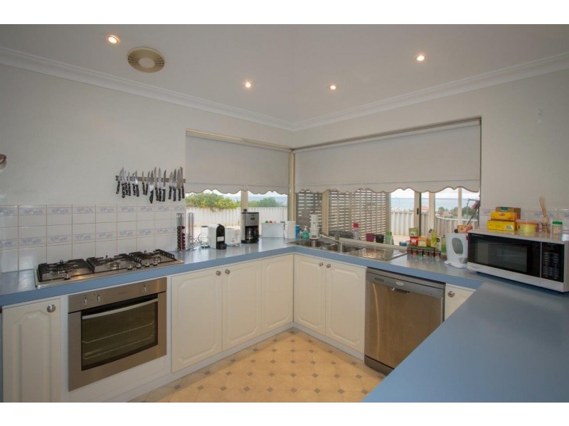 8 Dolphin Street, Mount Tarcoola WA 6530