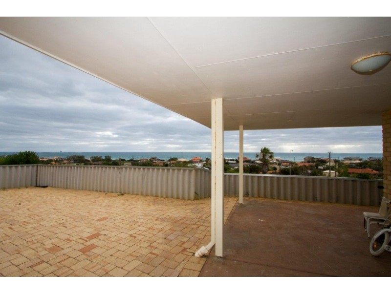 8 Dolphin Street, Mount Tarcoola WA 6530