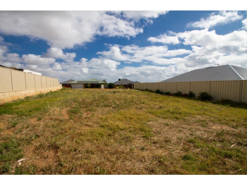 5 Spinnaker Way, Drummond Cove WA 6532