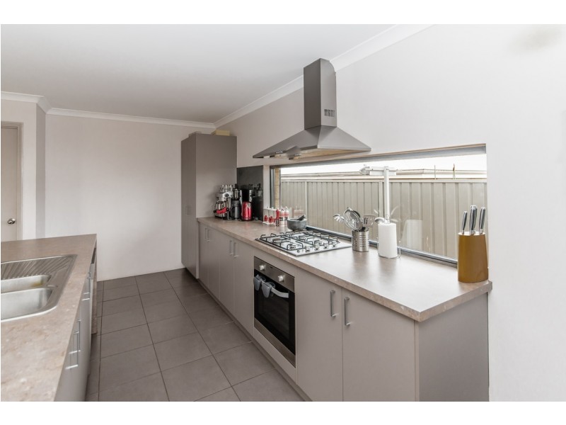 25 Viewpoint Mews, Drummond Cove WA 6532