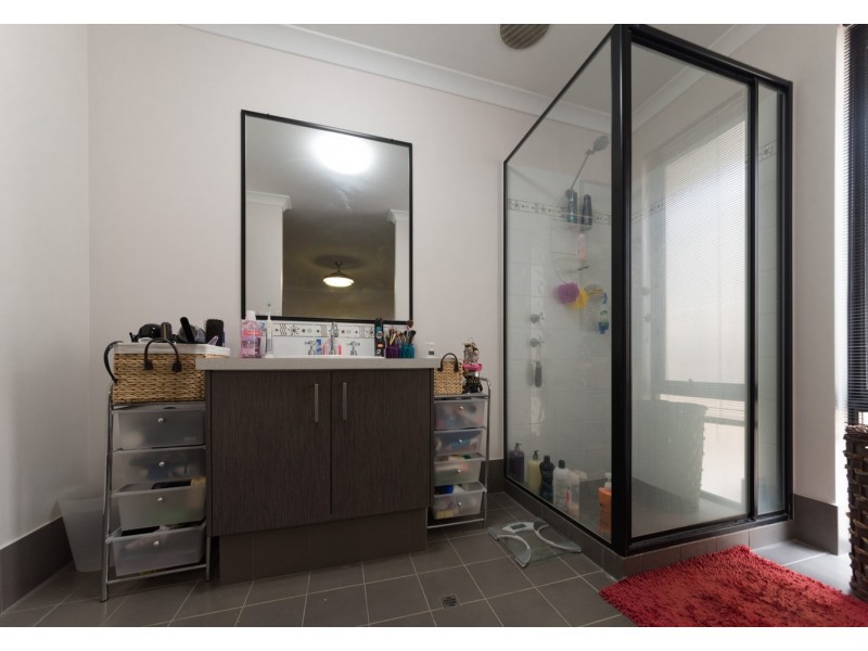 25 Viewpoint Mews, Drummond Cove WA 6532