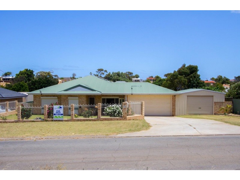 11 Pelsart Street, Wonthella WA 6530