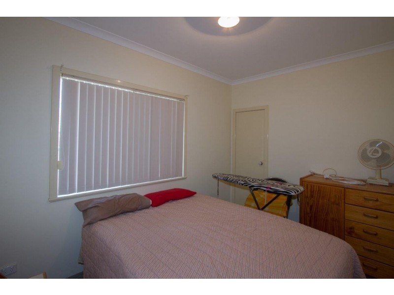 11 Pelsart Street, Wonthella WA 6530