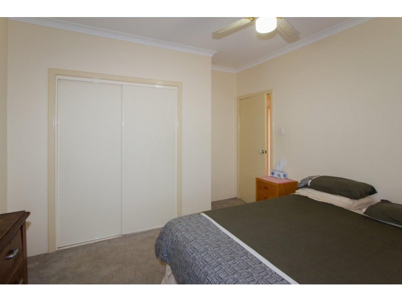 11 Pelsart Street, Wonthella WA 6530