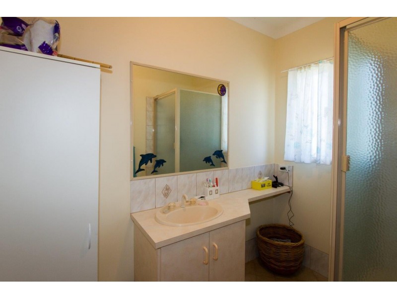 11 Pelsart Street, Wonthella WA 6530