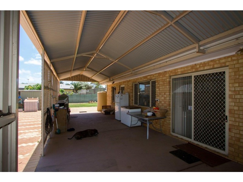 11 Pelsart Street, Wonthella WA 6530