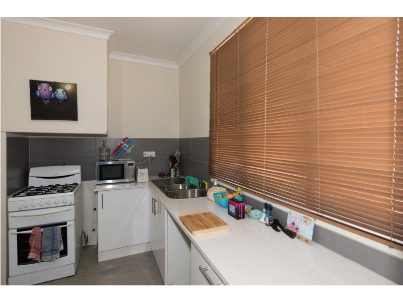 65 Whitfield Street, Beachlands WA 6530