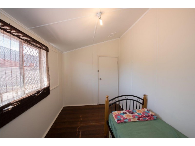 65 Whitfield Street, Beachlands WA 6530