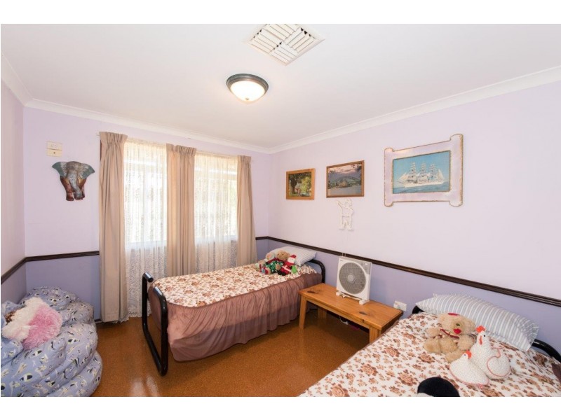 4 Philbey Road, Dongara WA 6525