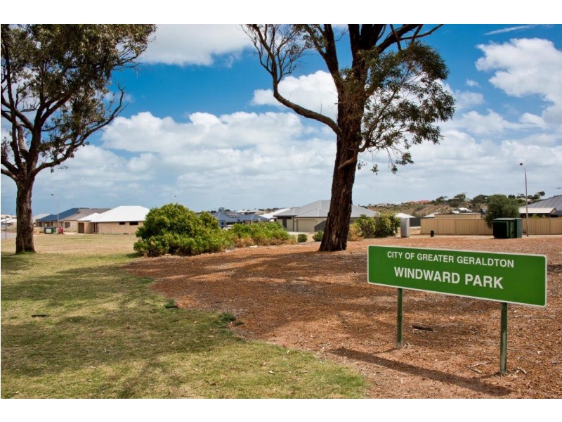 20 Coveside Way, Drummond Cove WA 6532