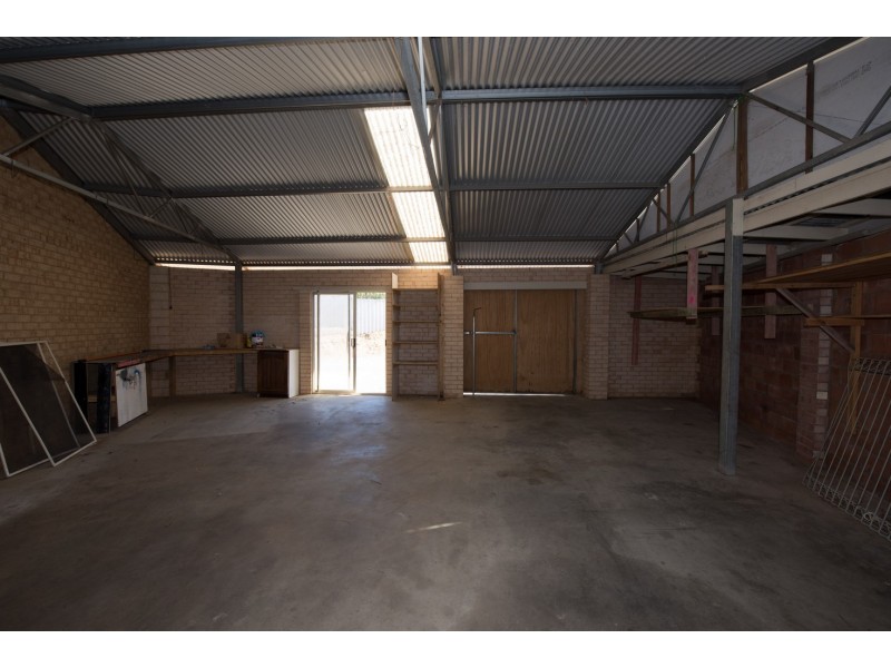 37 Clematis Crescent, Utakarra WA 6530