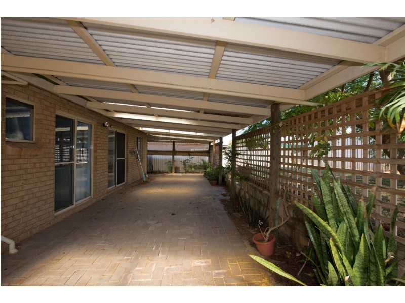 37 Clematis Crescent, Utakarra WA 6530