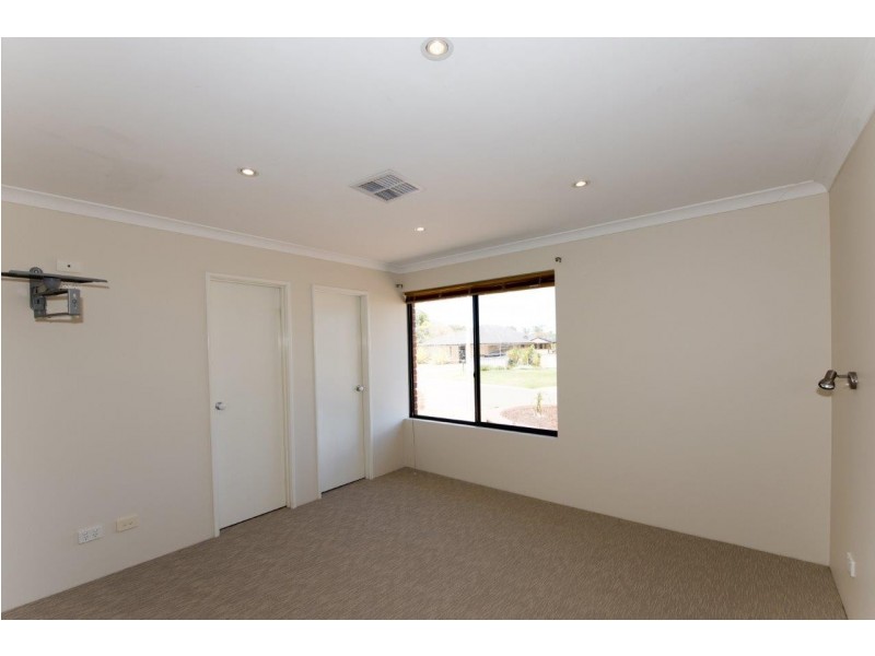 7 Bushby Close, Mount Tarcoola WA 6530