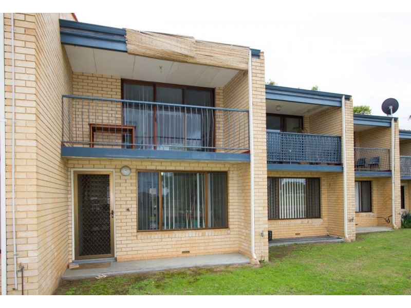 3/125 Railway Street, Bluff Point WA 6530