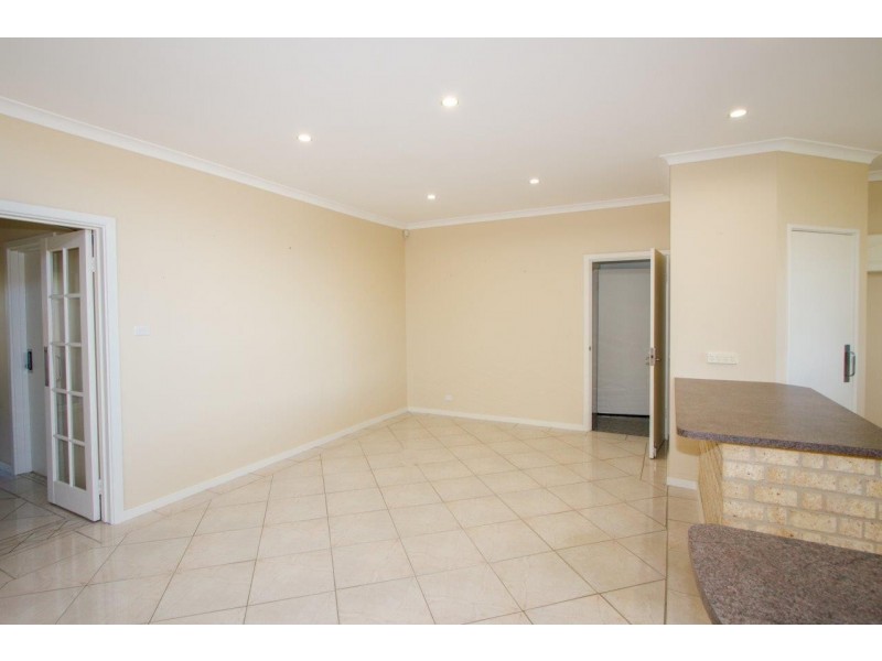 11 Gummer Avenue, Geraldton WA 6530