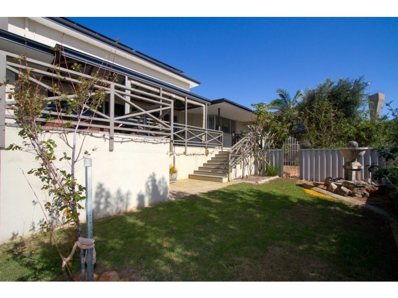 11 Gummer Avenue, Geraldton WA 6530
