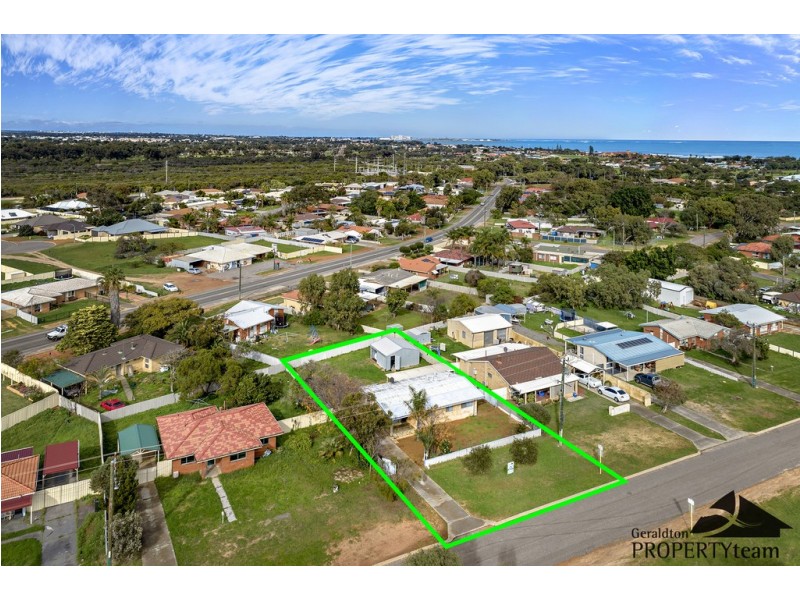 24 Adelaide Street, Waggrakine WA 6530