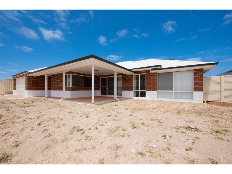 16 Pinnclea Heights, Drummond Cove WA 6532