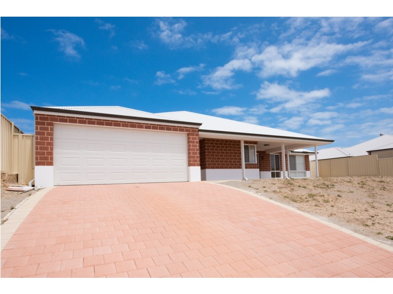 16 Pinnclea Heights, Drummond Cove WA 6532