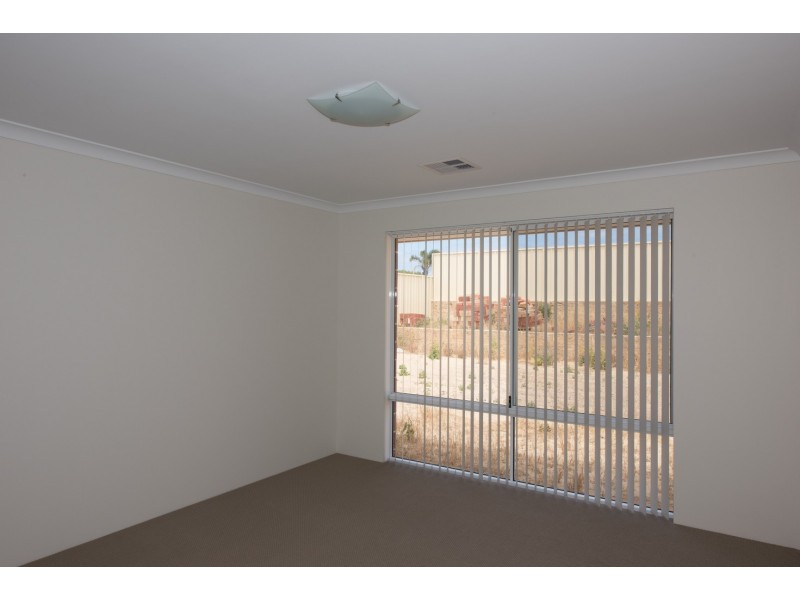 16 Pinnclea Heights, Drummond Cove WA 6532