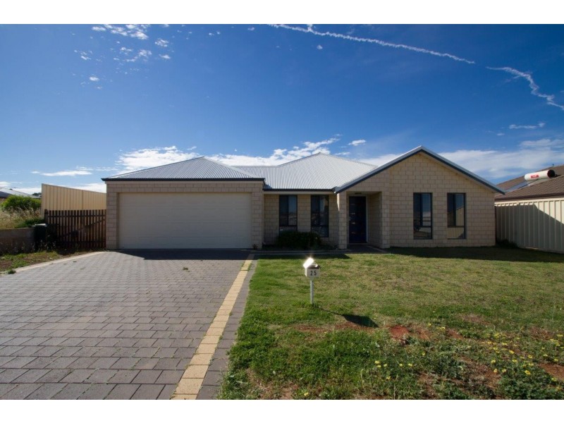 25 Windward Way, Drummond Cove WA 6532