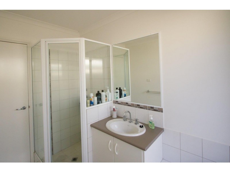 25 Windward Way, Drummond Cove WA 6532