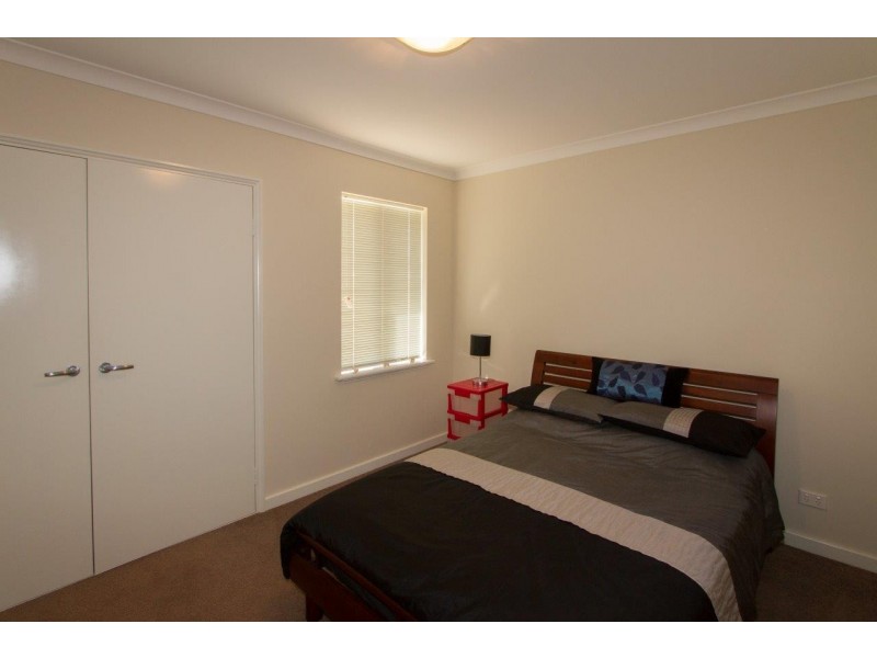 25 Windward Way, Drummond Cove WA 6532