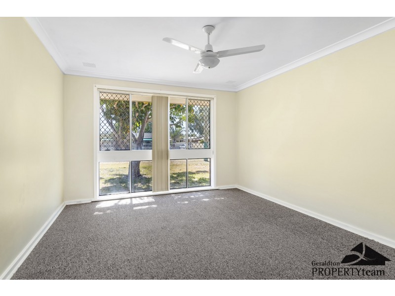 8 Melbourne Street, Waggrakine WA 6530